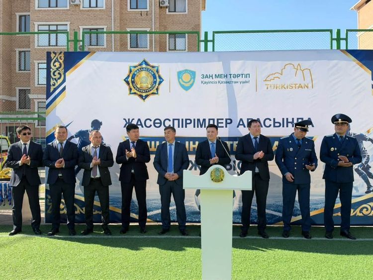 ТҮРКІСТАНДА «ЗАҢ МЕН ТӘРТІП» ҚАҒИДАТЫ АЯСЫНДА ЖАСӨСПІРІМДЕР АРАСЫНДА ШАҒЫН ФУТБОЛДАН ЖАРЫС ӨТТІ